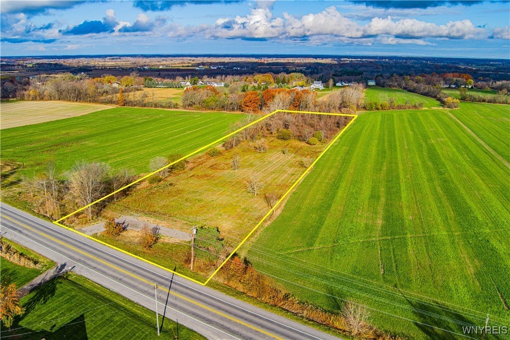 Vl Thrall Road N, Cambria