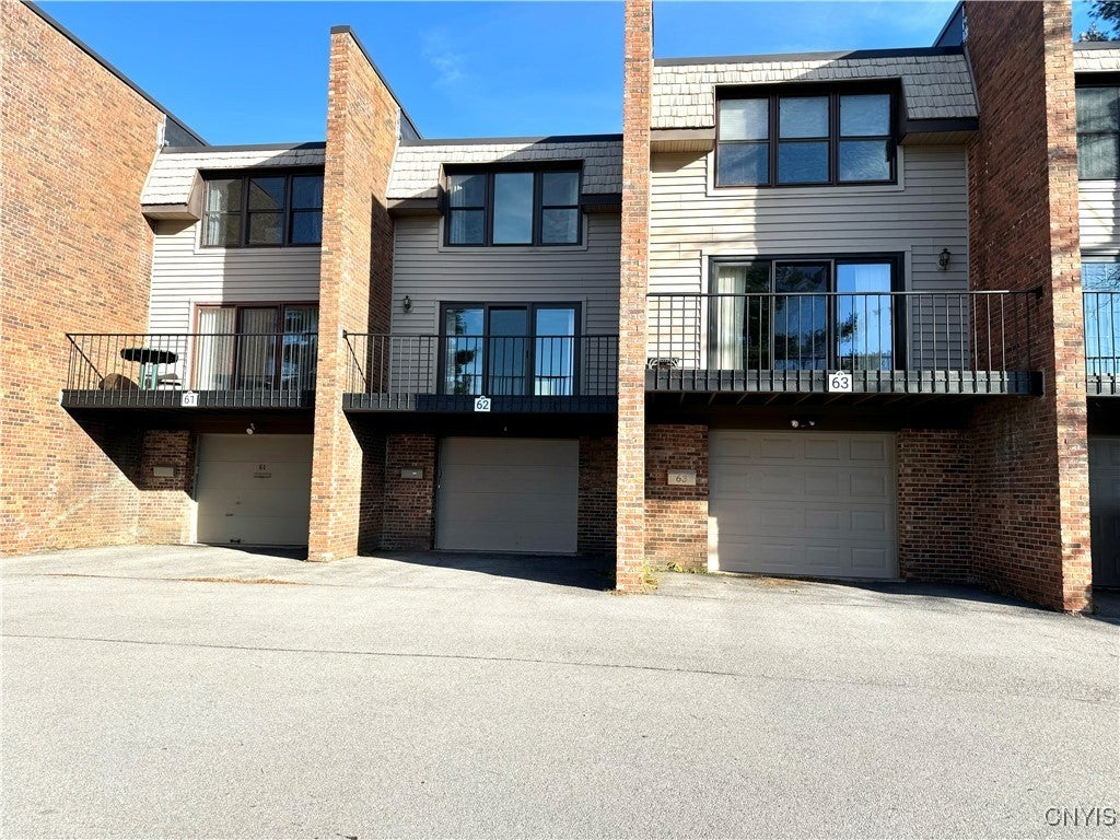 Photo of Listing #S1647748