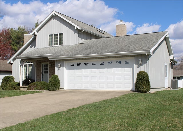 1503 N Cedar Place, Shelbyville
