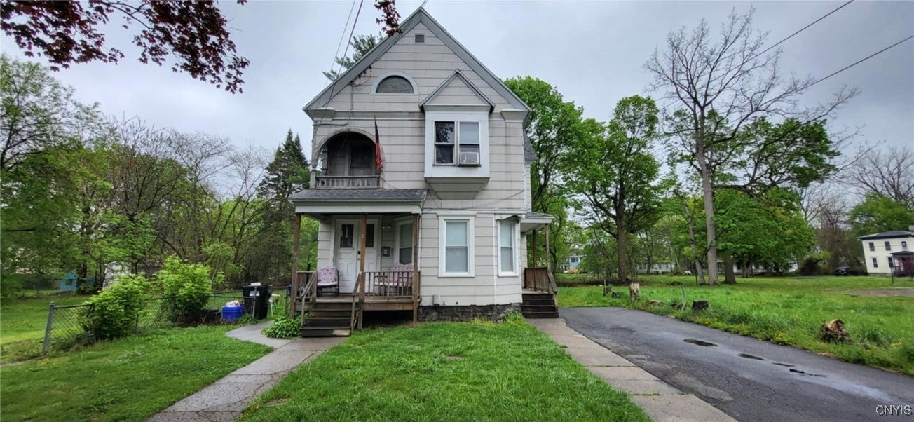 Photo of Listing #S1604093