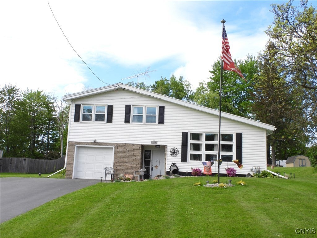Photo of Listing #S1607720