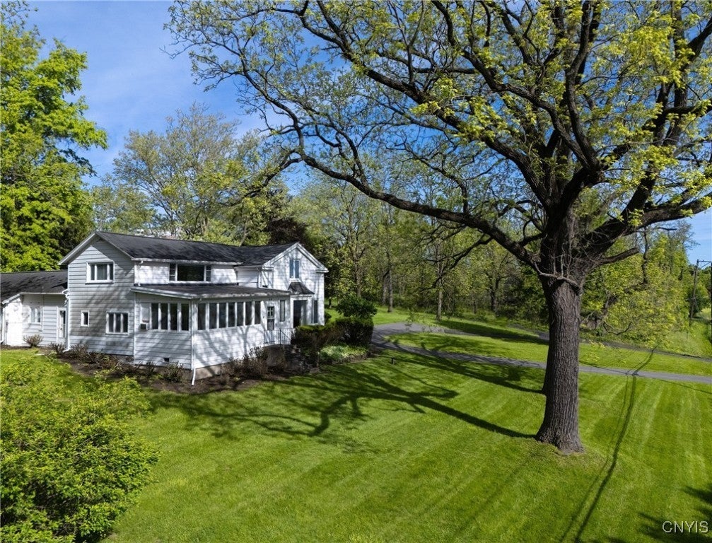 Photo of Listing #S1604182