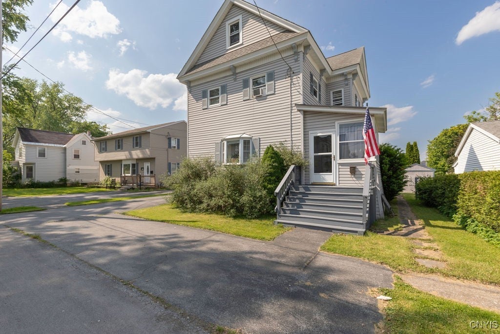 Photo of Listing #S1612972