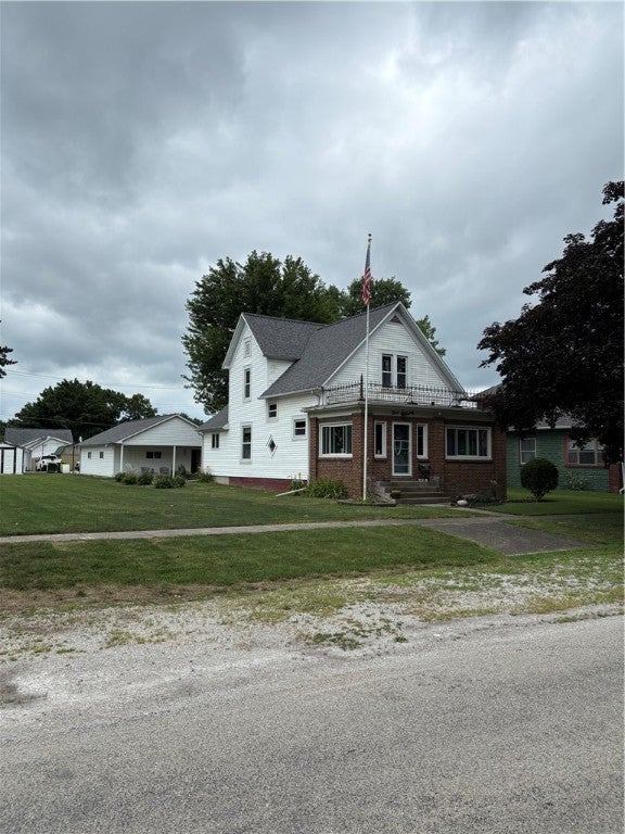 320 Elm Street, Moweaqua