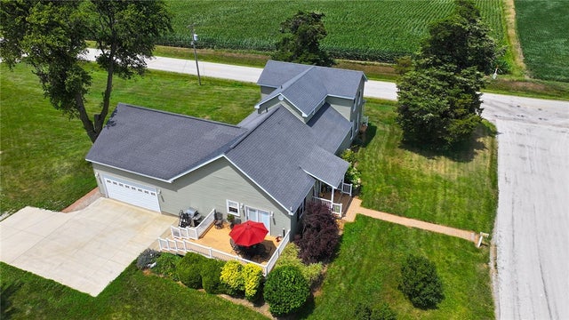 14479 N Oakland Avenue, Maroa
