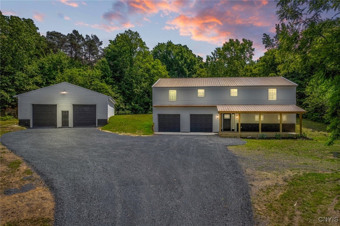 Photo of Listing #S1627544