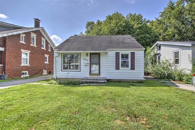 933 W Division Street, Decatur