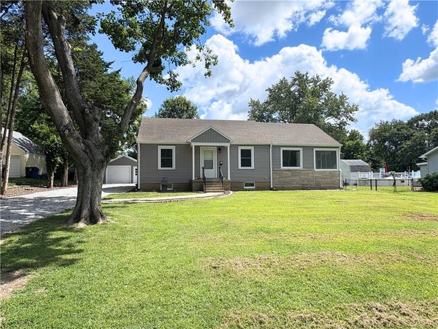 24 Greenridge Drive, Decatur