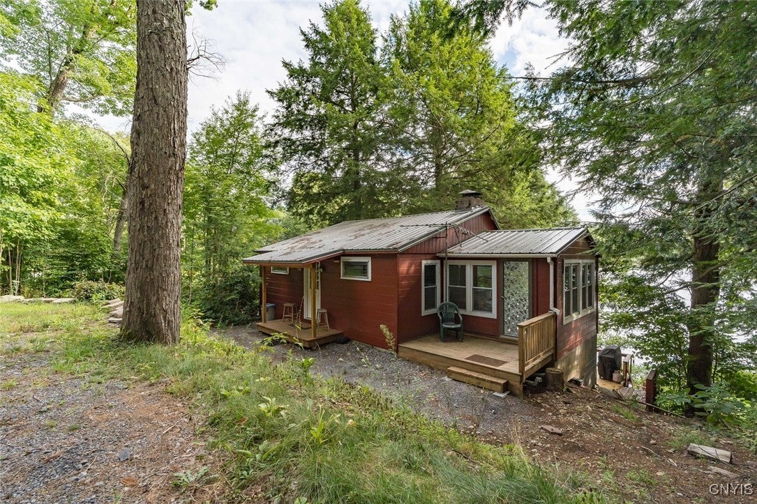 Photo of Listing #S1633679