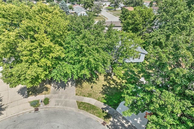 2504 S Nantucket Drive, Decatur