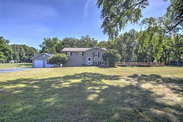 2 Sunnyside Estate, Moweaqua