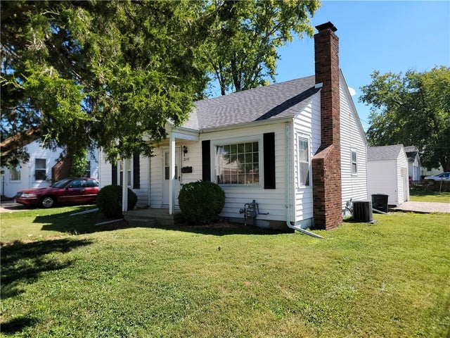 2195 Center Street, Decatur
