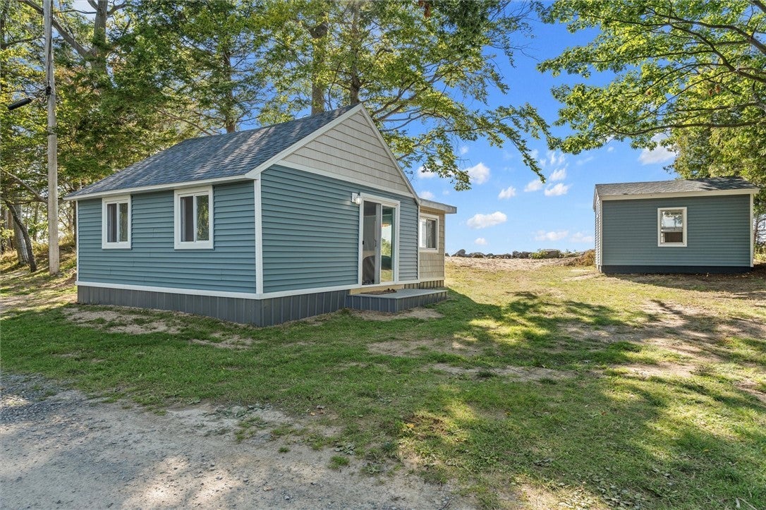 Photo of Listing #R1636949