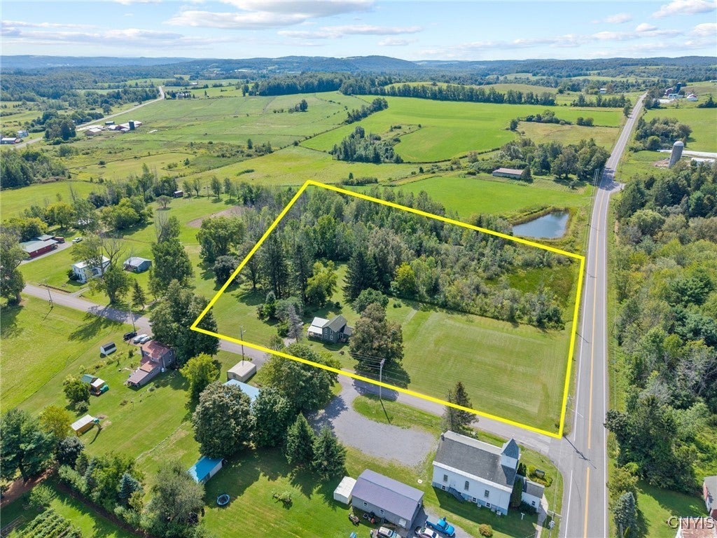 Photo of Listing #S1637161