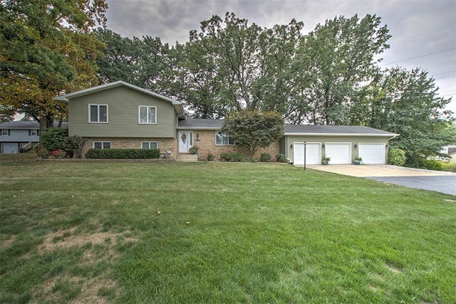 1465 W Pershing Road, Decatur