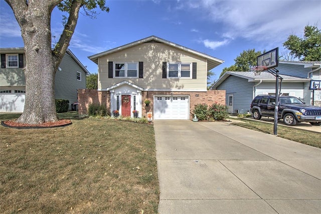 98 Ridgeway Drive, Decatur