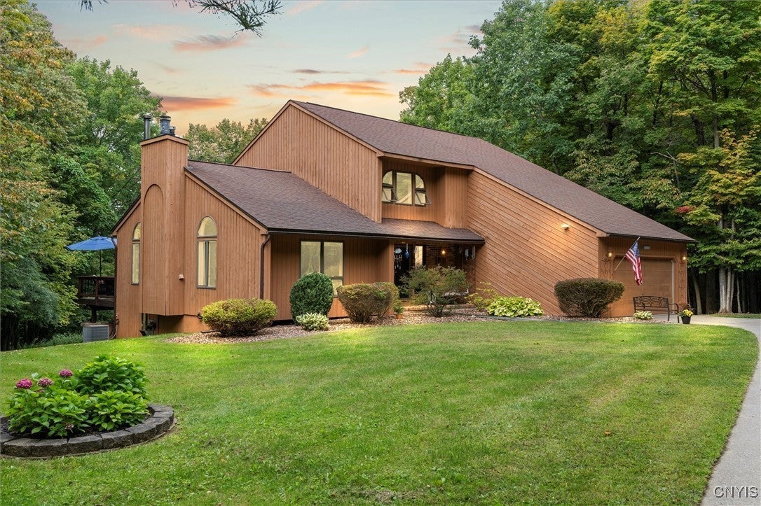 Photo of Listing #S1643595