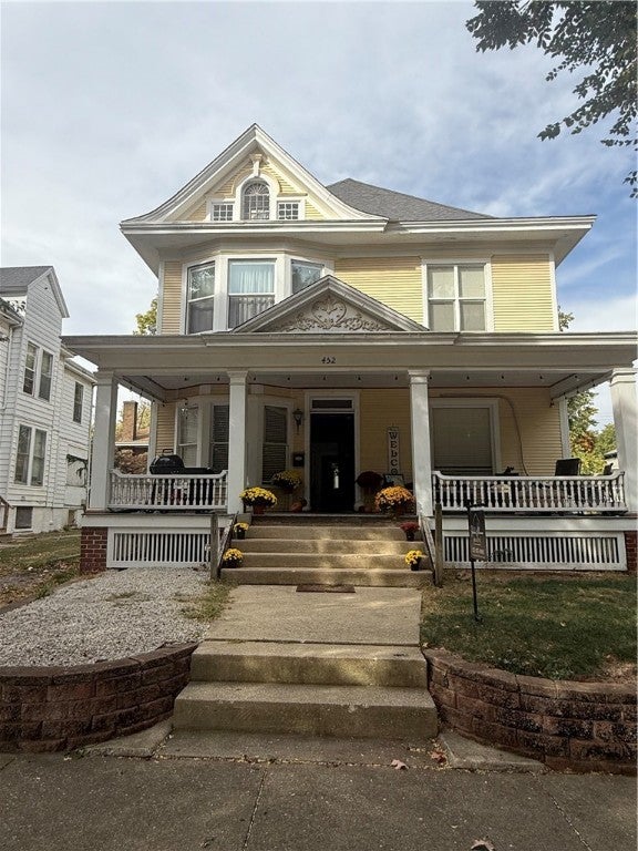 452 W Prairie Avenue, Decatur