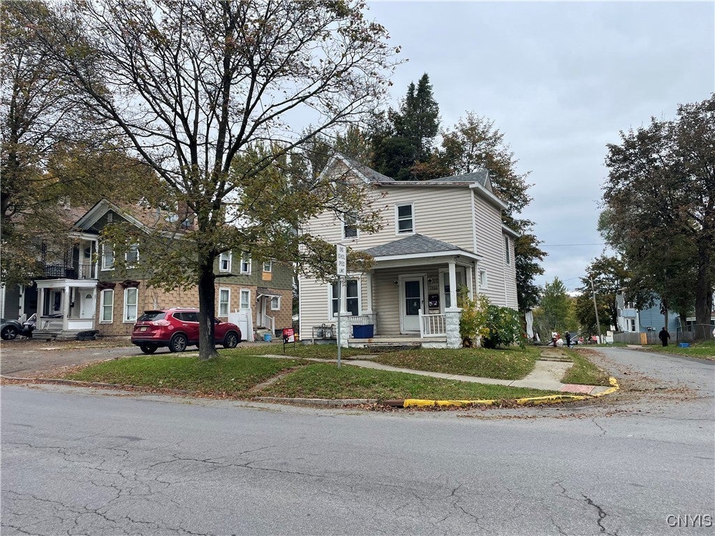 1200 Court Street, Utica