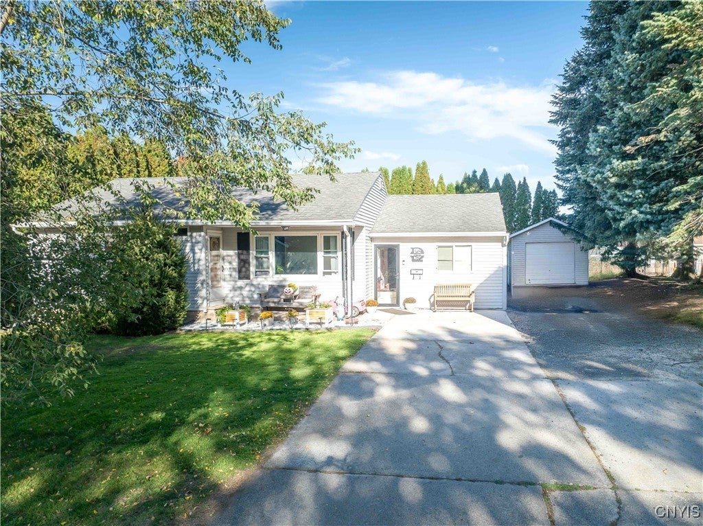 Photo of Listing #S1645524