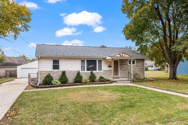 817 S Madison Street, Sullivan