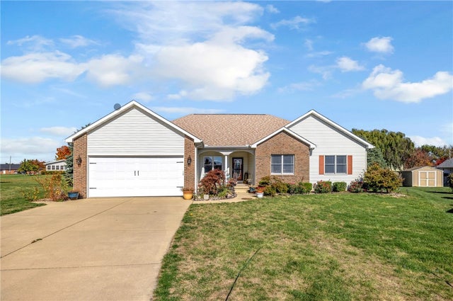 695 Country Court, Mt Zion