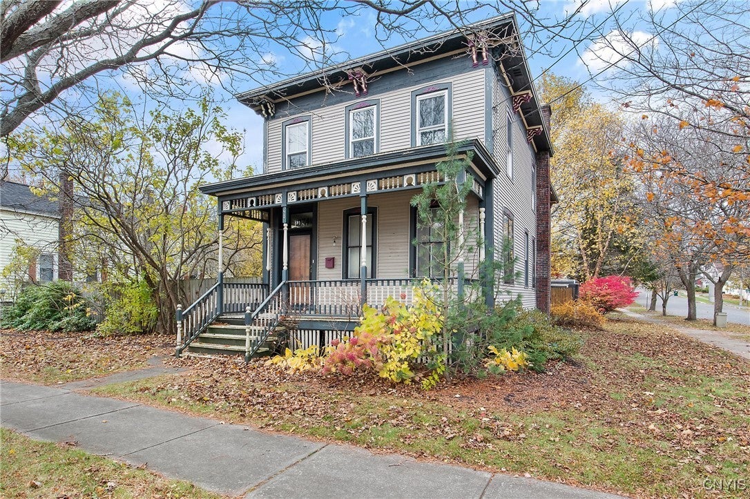 Photo of Listing #S1649418