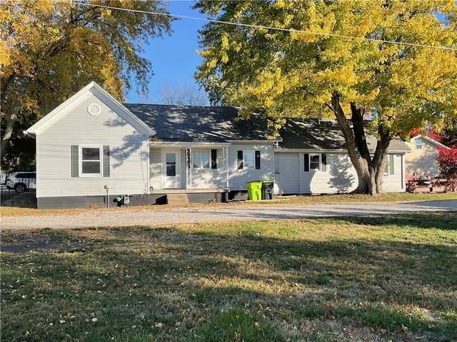 405 Shelby Street, Moweaqua