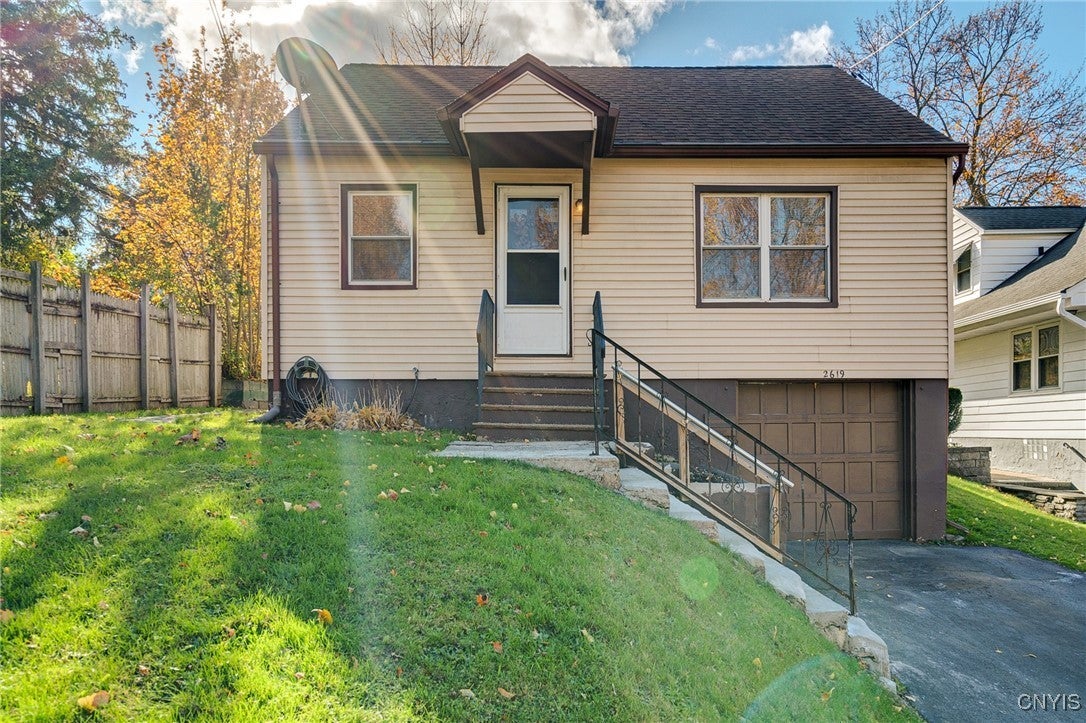 Photo of Listing #S1649465