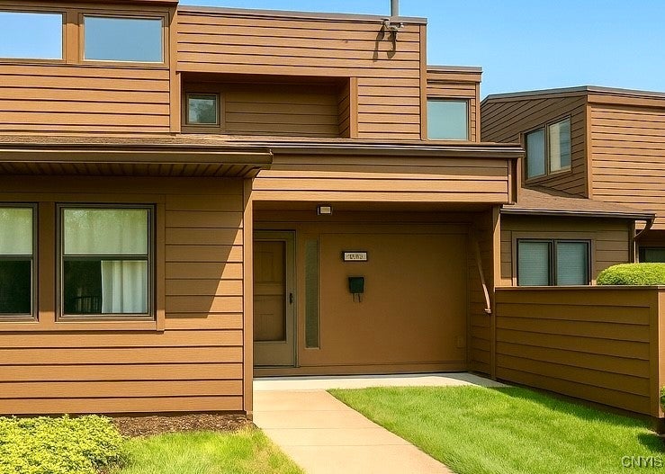 Photo of Listing #S1647925