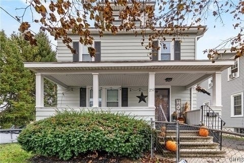 Photo of Listing #S1653610