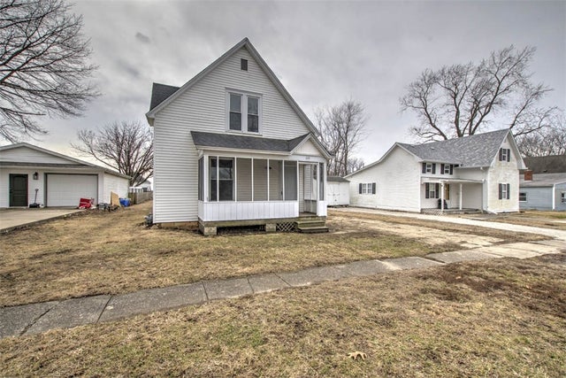 220 Lincoln Street, Blue Mound