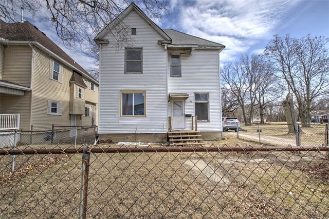 1590 N Water Street, Decatur