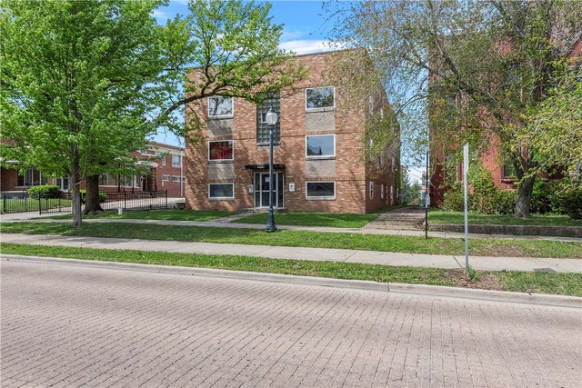 320 W Main Street, Decatur