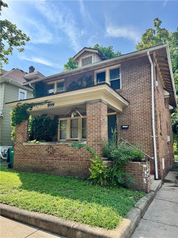 899 W Main Street, Decatur