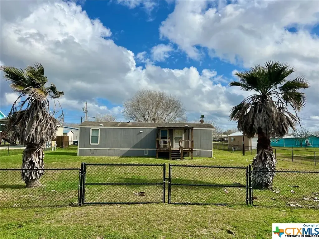 71 Betty Street, Port Lavaca