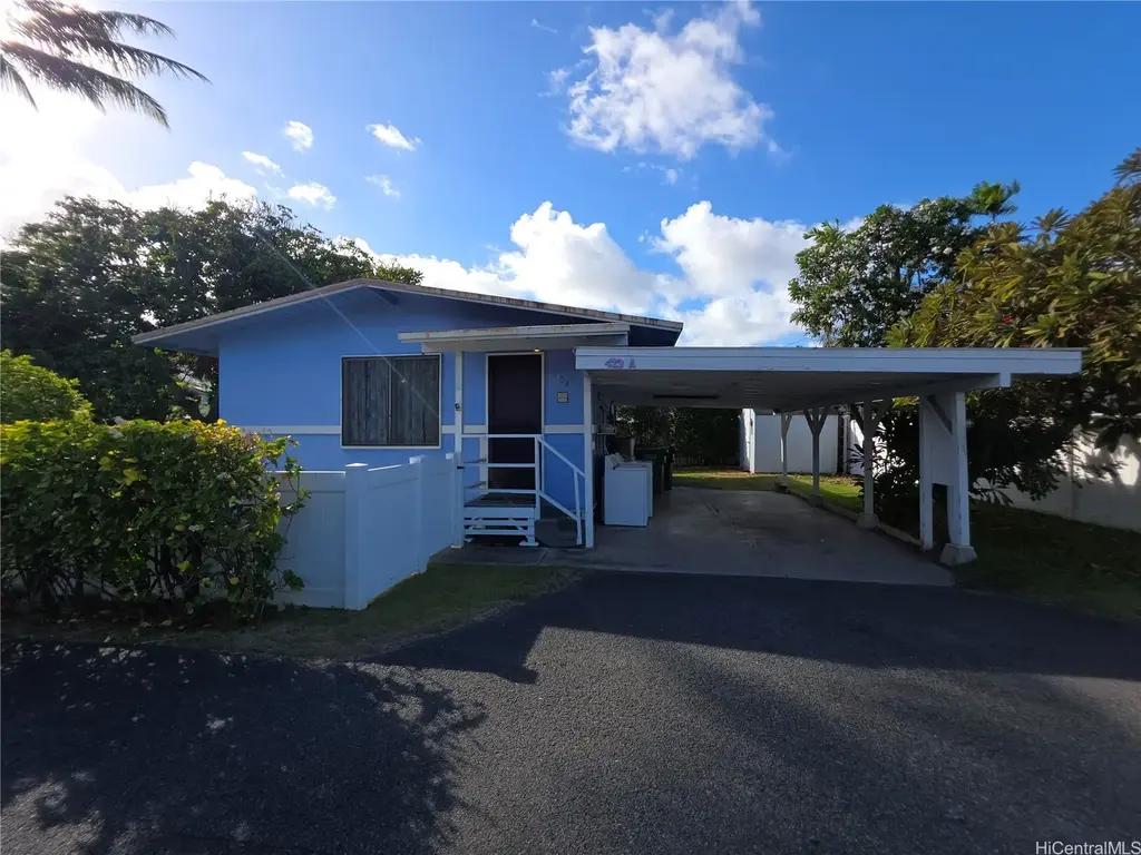 413 Kihapai Street # A, Kailua