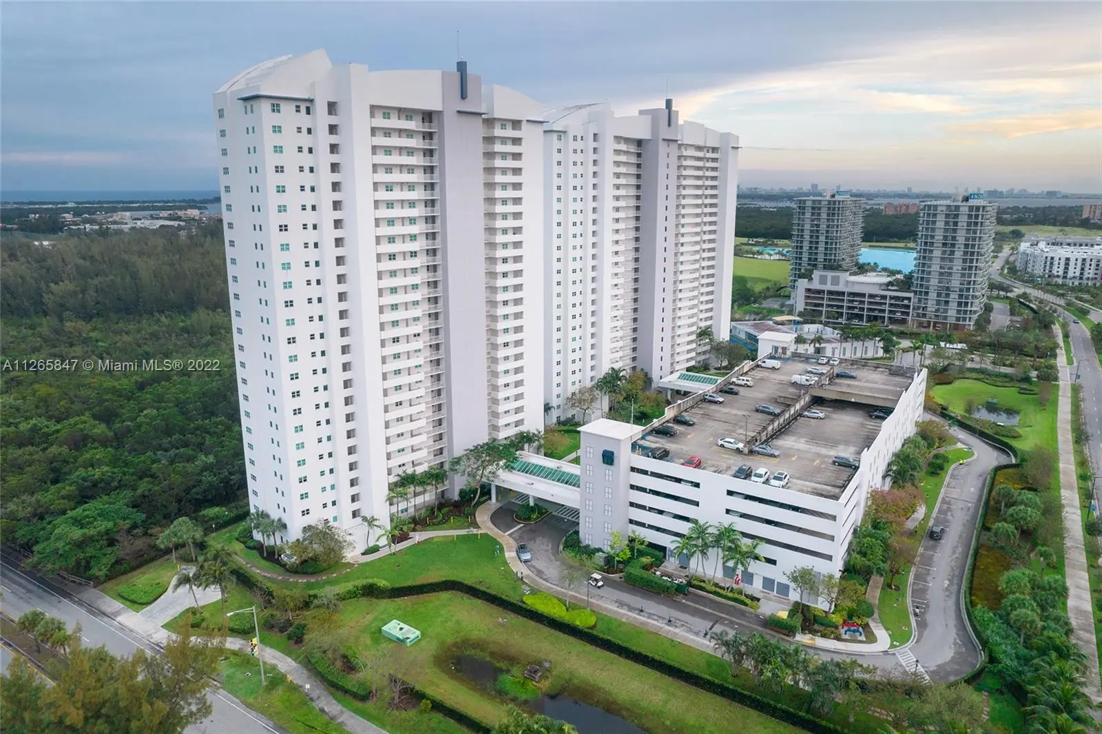 Photo of Listing #A11265847