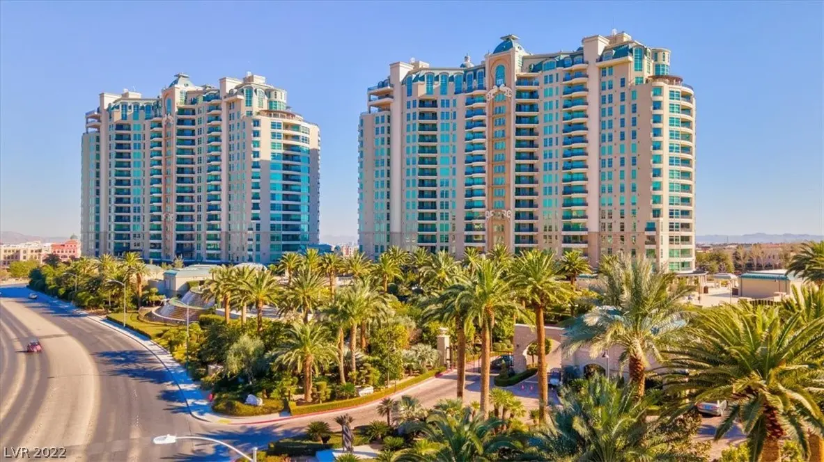 Photo of Listing #2456295