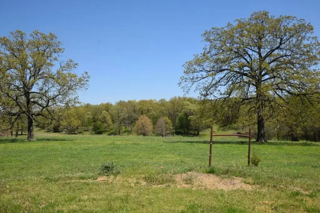 470555 E 680 Road, Westville