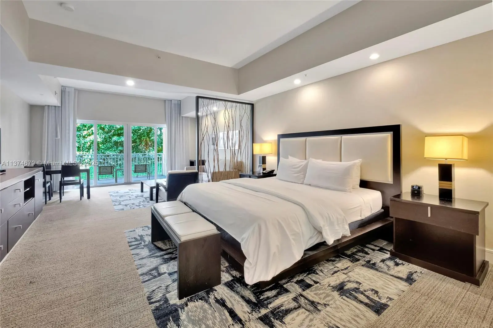 Photo of Listing #A11374679