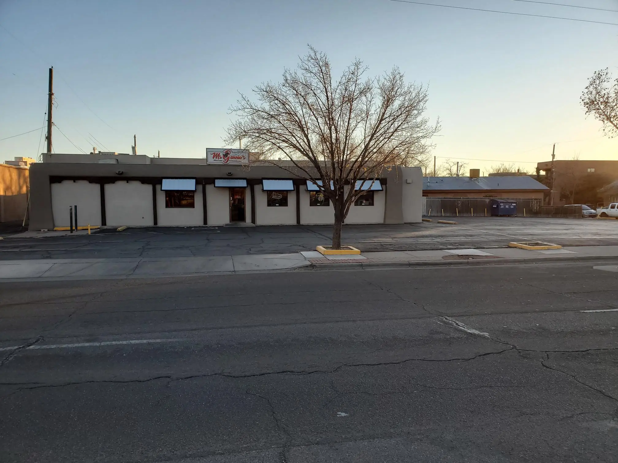 1520 Lomas Boulevard Nw, Albuquerque