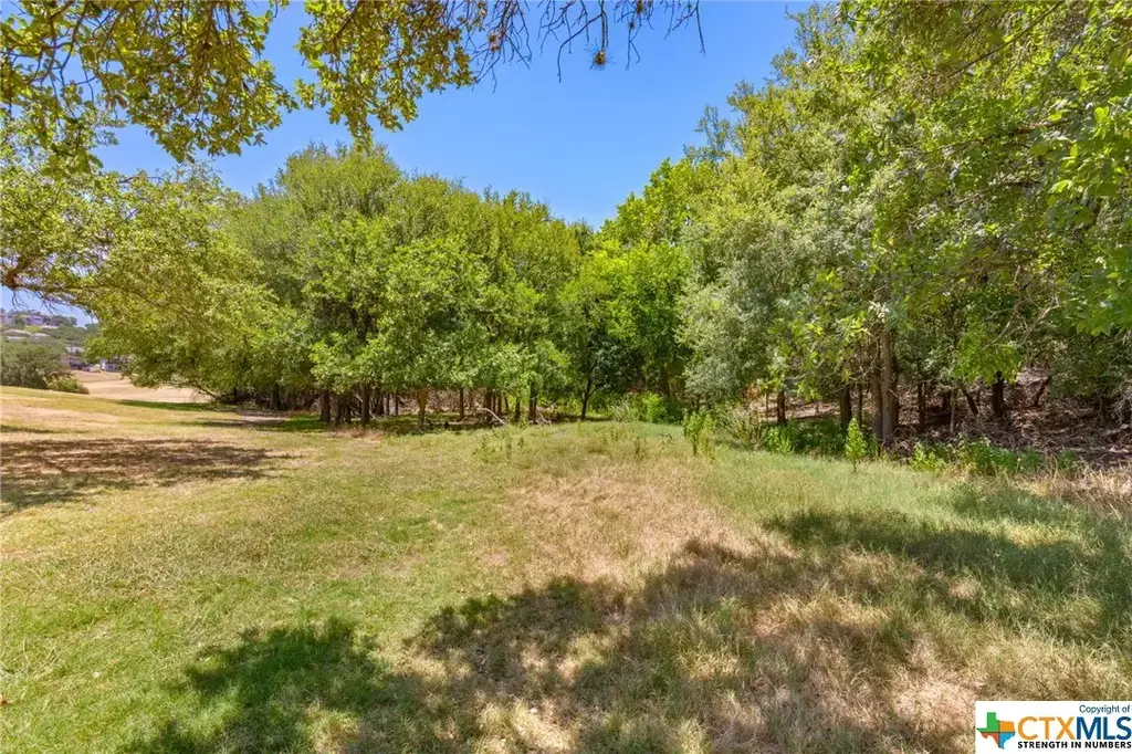 21465 Lakefront Drive, Lago Vista