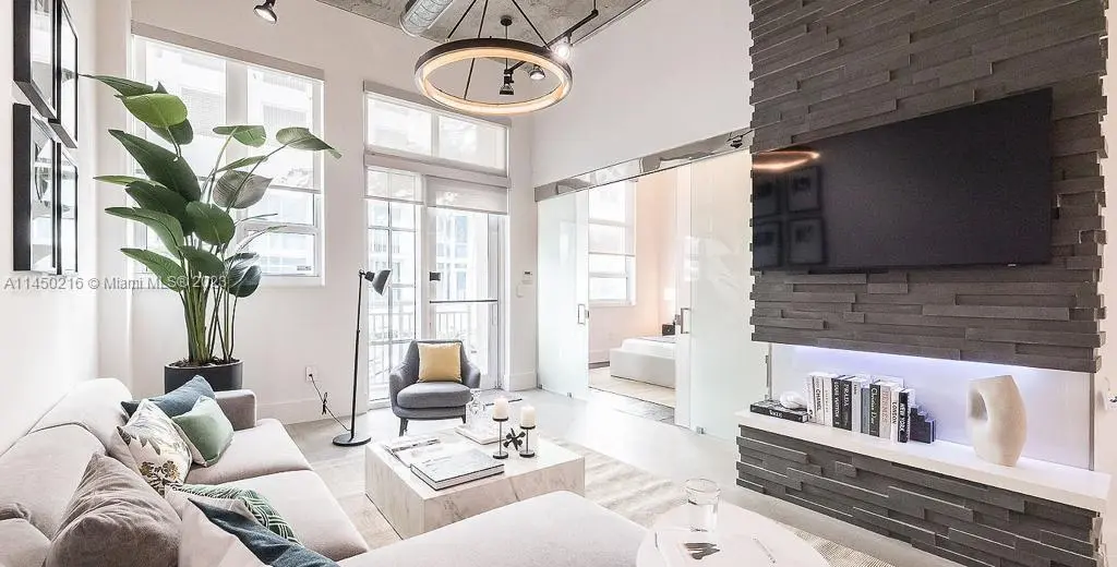 Photo of Listing #A11450216