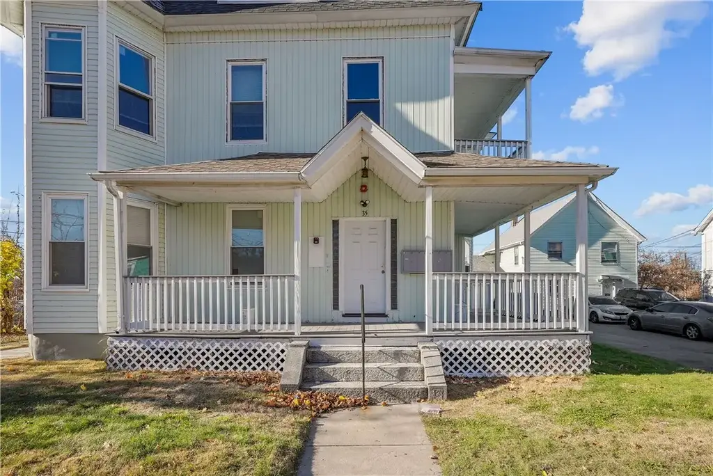 35 Greene St, Woonsocket