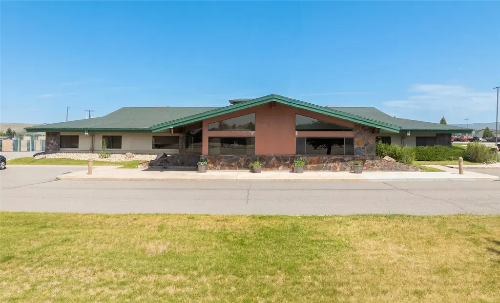 1002 Hollenback Lane, Deer Lodge