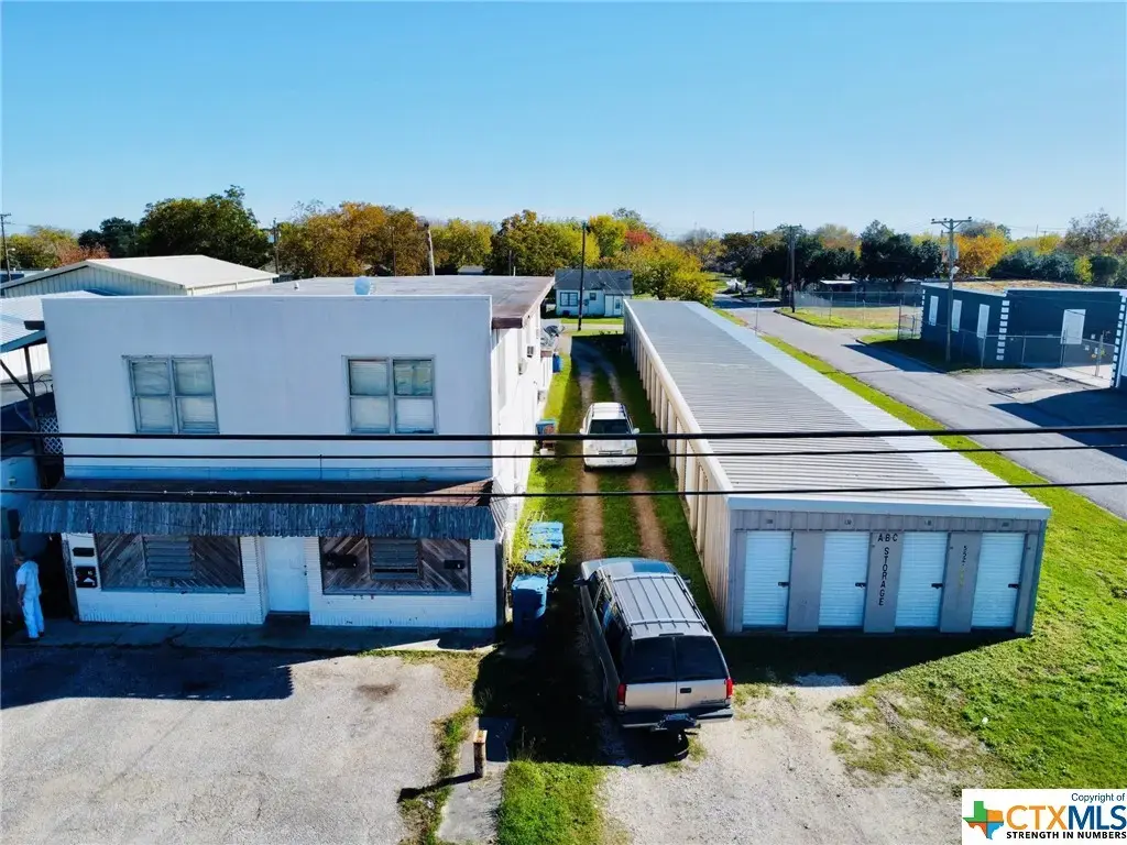 832 & 834 W Main Street, Port Lavaca