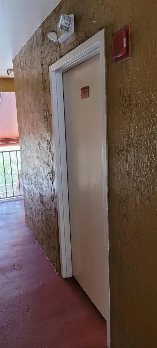 Photo of Listing #A11536471