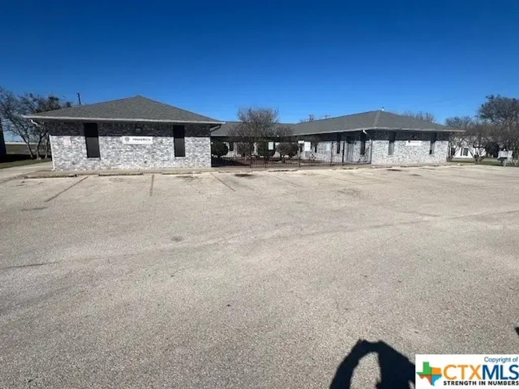 775 Indian Trail 100-400, Harker Heights