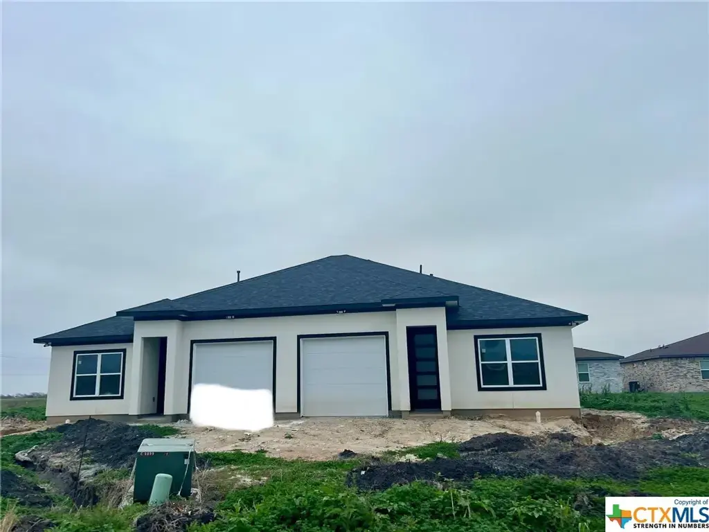 123 W Aimable Street, Port Lavaca